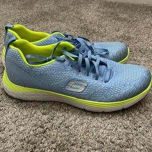 Gently used tennis shoes!